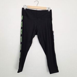 Bebe Sport Athletic Capri Legging With Neon Green Side Detailing Size Medium